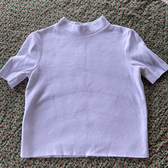 🌸 Zara T-Shirt - Picture 1 of 5